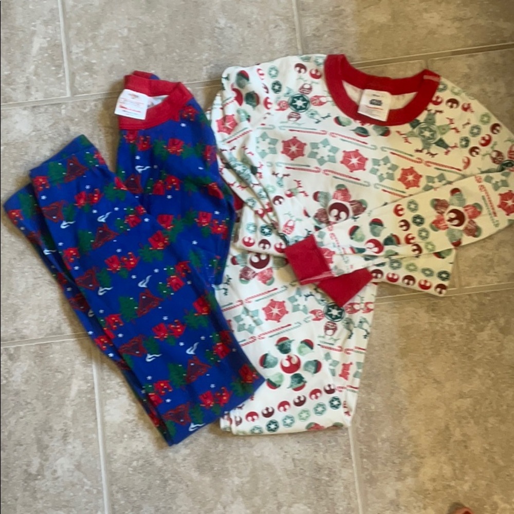 2 Pairs Hanna Andersson Christmas Pjs